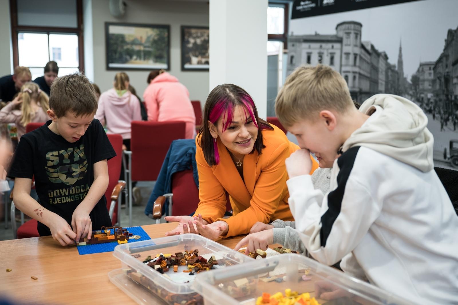 Zdjęcie w galerii na portalu naszraciborz.pl: Ponad pół miliona klocków na Zamku Piastowskim – ferie w Powiecie Raciborskim trwają wiadomości z regionu