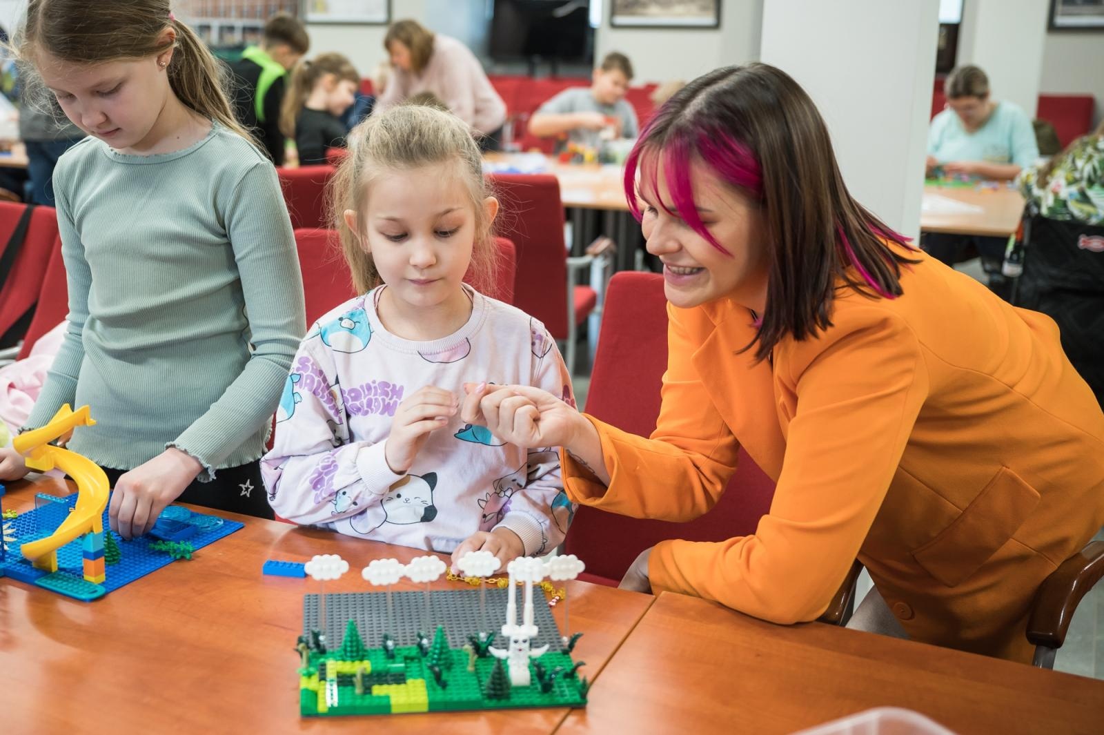 Zdjęcie w galerii na portalu naszraciborz.pl: Ponad pół miliona klocków na Zamku Piastowskim – ferie w Powiecie Raciborskim trwają wiadomości z regionu