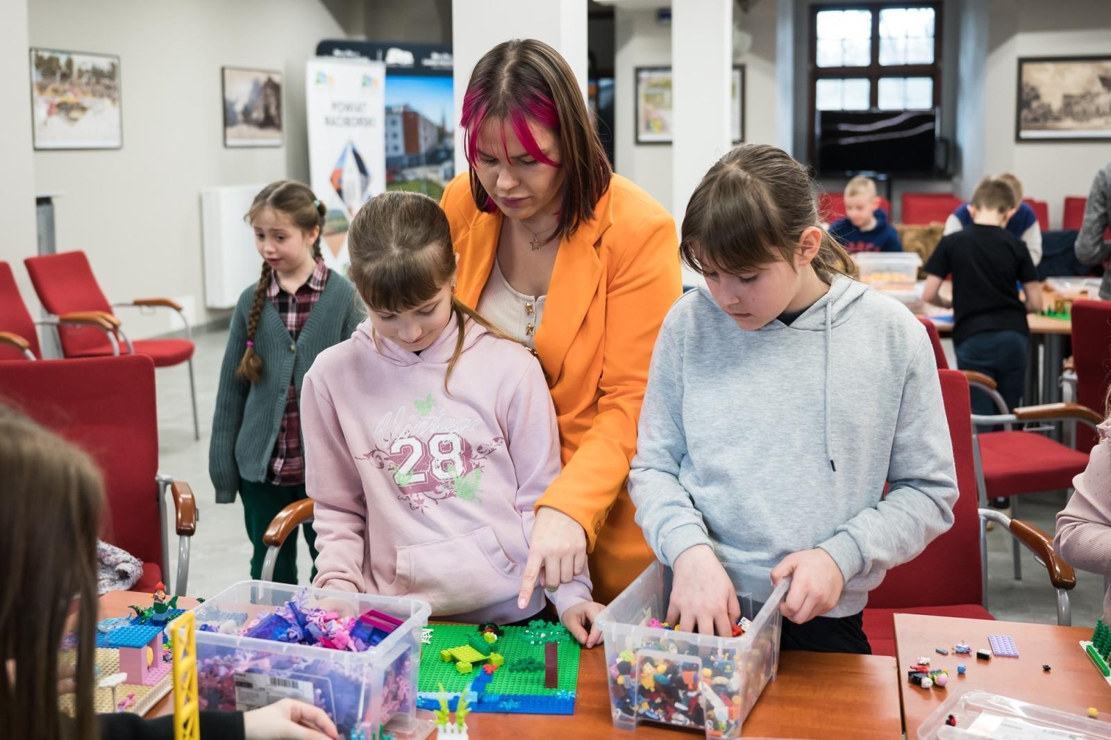Zdjęcie w galerii na portalu naszraciborz.pl: Ponad pół miliona klocków na Zamku Piastowskim – ferie w Powiecie Raciborskim trwają wiadomości z regionu
