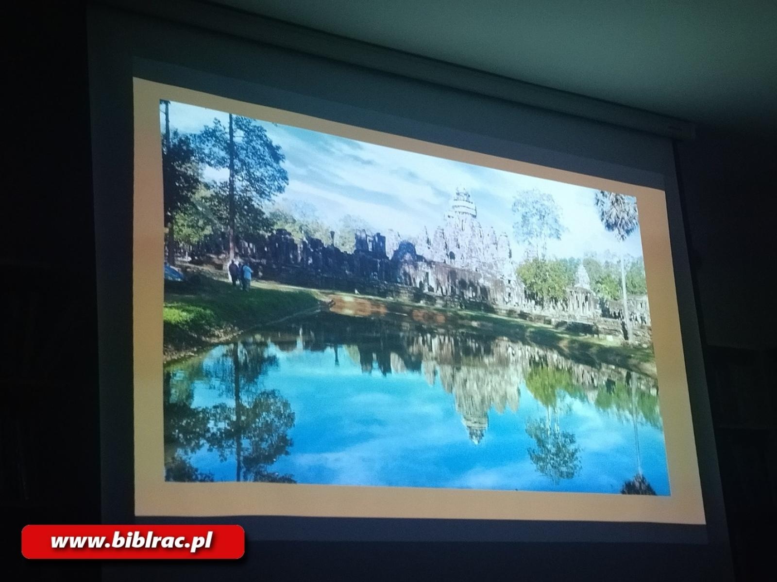 Zdjęcie w galerii na portalu naszraciborz.pl: Azjatycka przygoda w raciborskiej bibliotece – Tajlandia i Wietnam oczami podróżniczki wiadomości z regionu