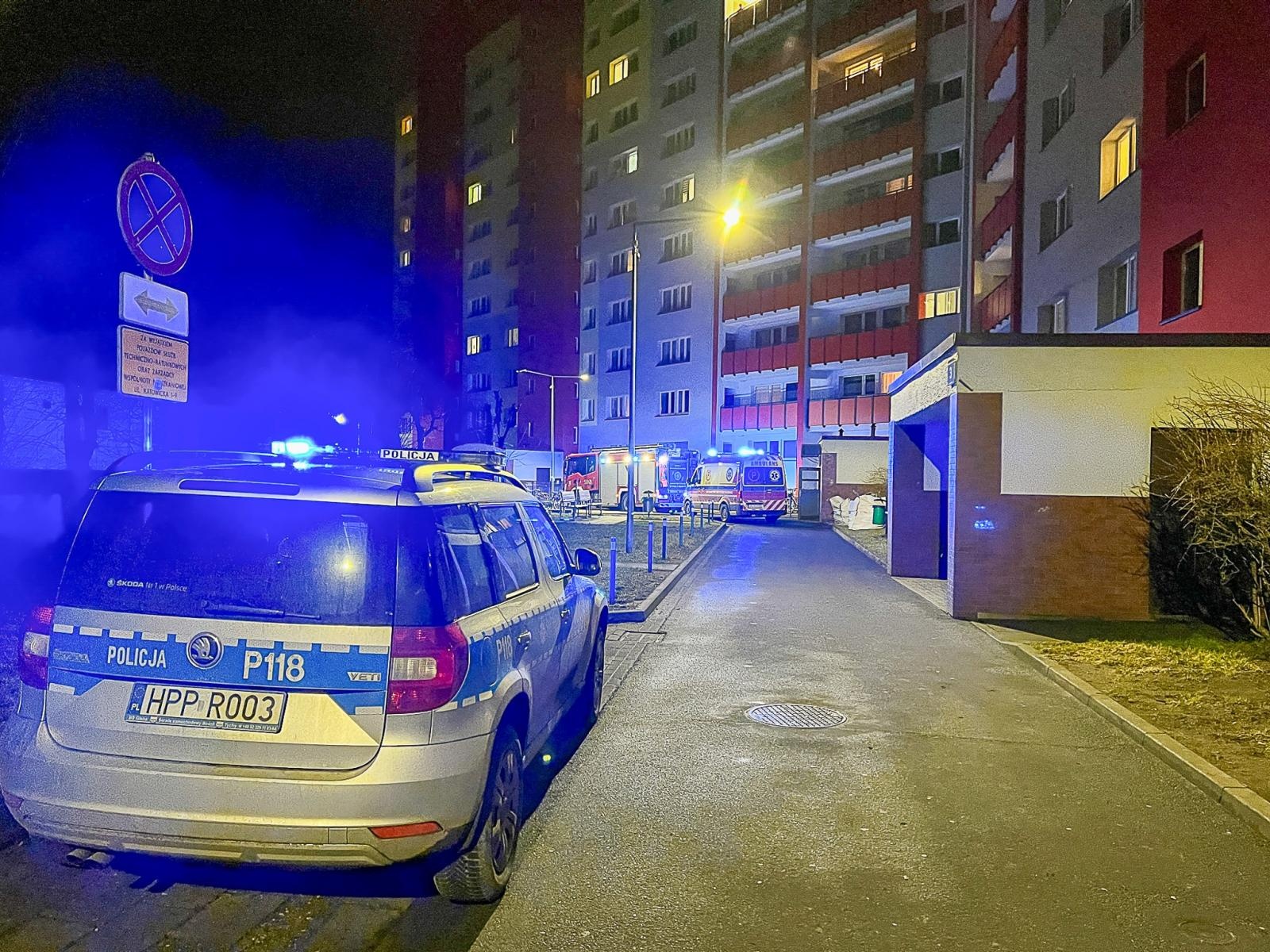 Zdjęcie w galerii na portalu naszraciborz.pl: Pięć interwencji straży pożarnej w powiecie raciborskim. Upadek z rusztowania i wejście do mieszkania na Katowickiej wiadomości z regionu