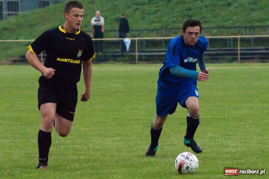 Zdjęcie w galerii na portalu naszraciborz.pl: Derby powiatu na remis wiadomości z regionu