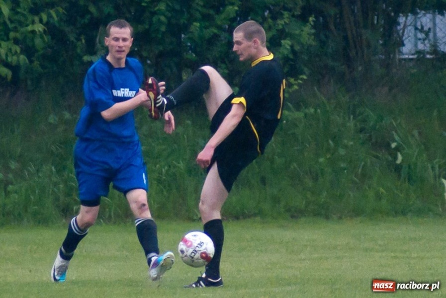 Zdjęcie w galerii na portalu naszraciborz.pl: Derby powiatu na remis wiadomości z regionu