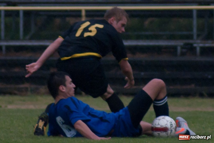 Zdjęcie w galerii na portalu naszraciborz.pl: Derby powiatu na remis wiadomości z regionu