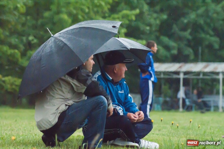 Zdjęcie w galerii na portalu naszraciborz.pl: Derby powiatu na remis wiadomości z regionu
