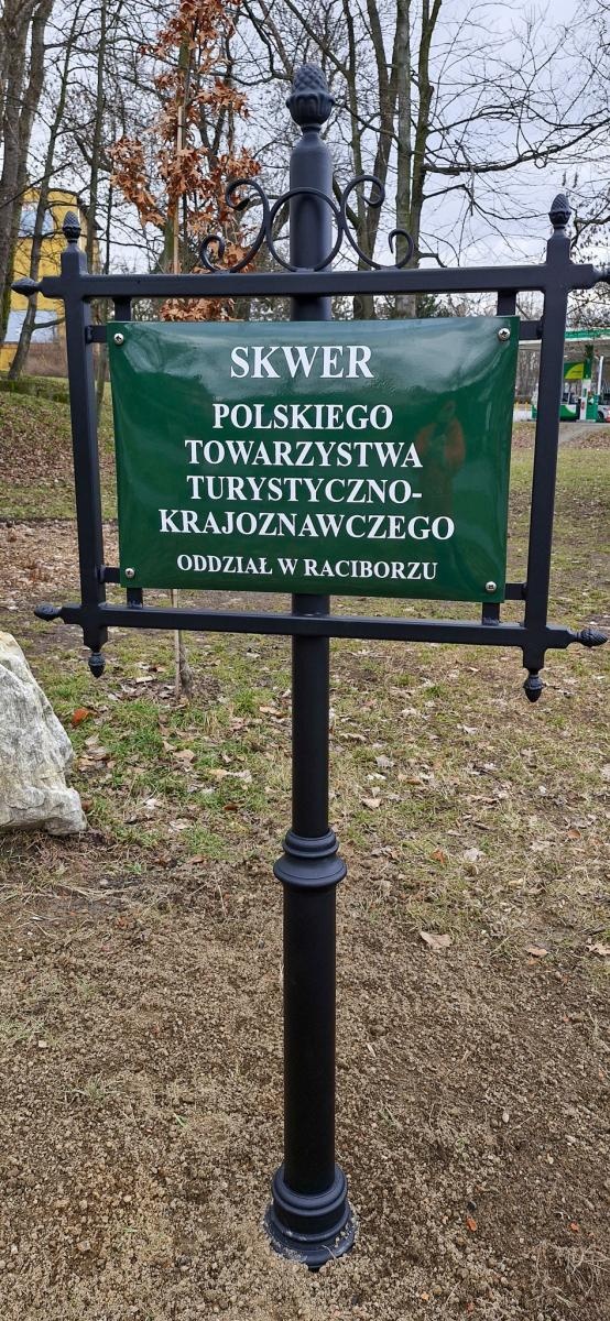 Zdjęcie w galerii na portalu naszraciborz.pl: PTTK z własnym skwerem w Raciborzu wiadomości z regionu