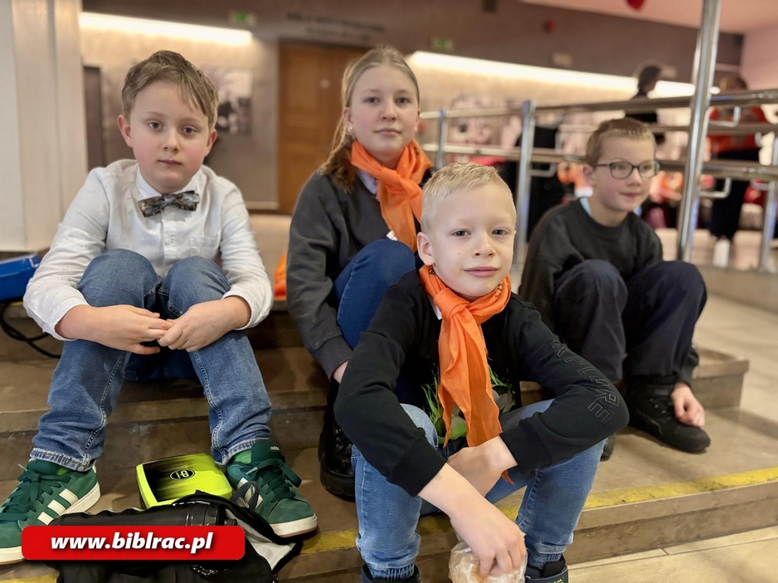 Zdjęcie w galerii na portalu naszraciborz.pl: Z biblioteki na teatralną scenę - spotkanie z Tuwimem w Gliwicach wiadomości z regionu