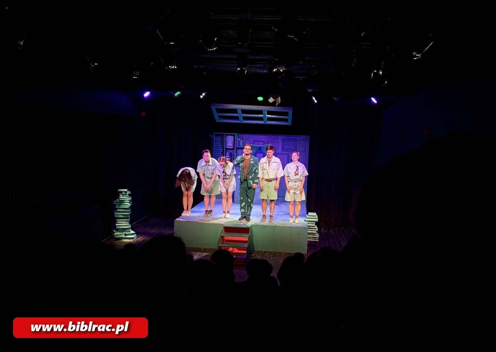 Zdjęcie w galerii na portalu naszraciborz.pl: Z biblioteki na teatralną scenę - spotkanie z Tuwimem w Gliwicach wiadomości z regionu