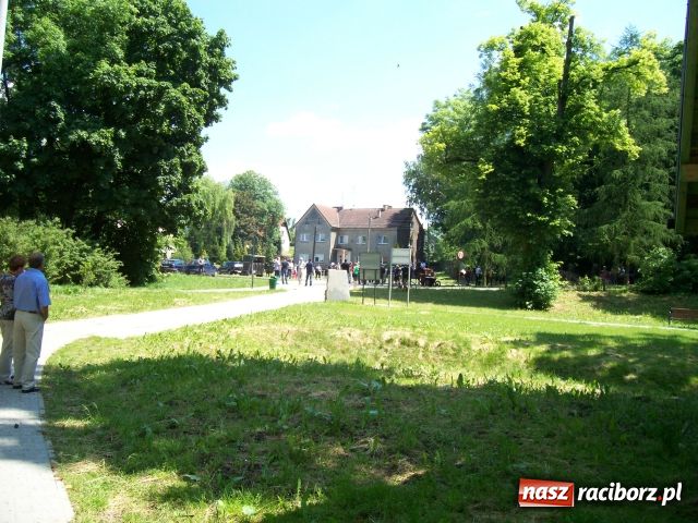 Zdjęcie w galerii na portalu naszraciborz.pl: Majówka konna w Krowiarkach wiadomości z regionu