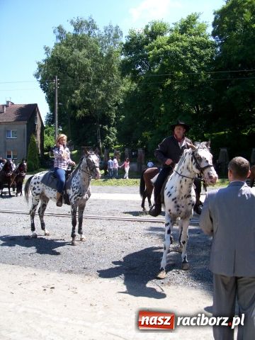 Zdjęcie w galerii na portalu naszraciborz.pl: Majówka konna w Krowiarkach wiadomości z regionu