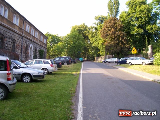 Zdjęcie w galerii na portalu naszraciborz.pl: Majówka konna w Krowiarkach wiadomości z regionu