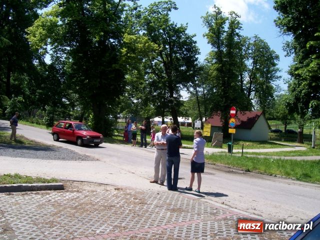 Zdjęcie w galerii na portalu naszraciborz.pl: Majówka konna w Krowiarkach wiadomości z regionu