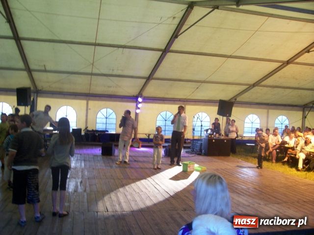 Zdjęcie w galerii na portalu naszraciborz.pl: Majówka konna w Krowiarkach wiadomości z regionu