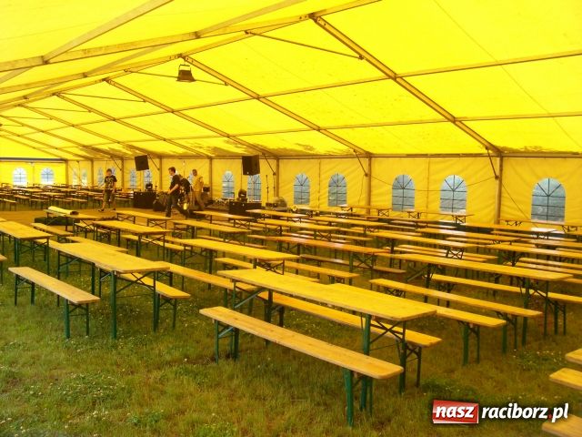 Zdjęcie w galerii na portalu naszraciborz.pl: Majówka konna w Krowiarkach wiadomości z regionu