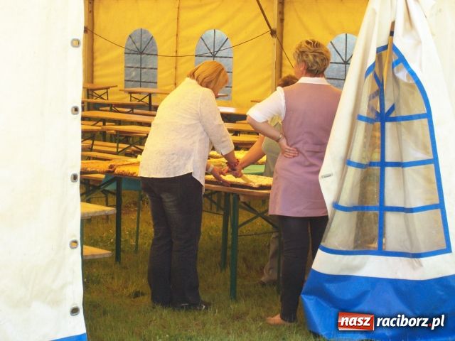 Zdjęcie w galerii na portalu naszraciborz.pl: Majówka konna w Krowiarkach wiadomości z regionu