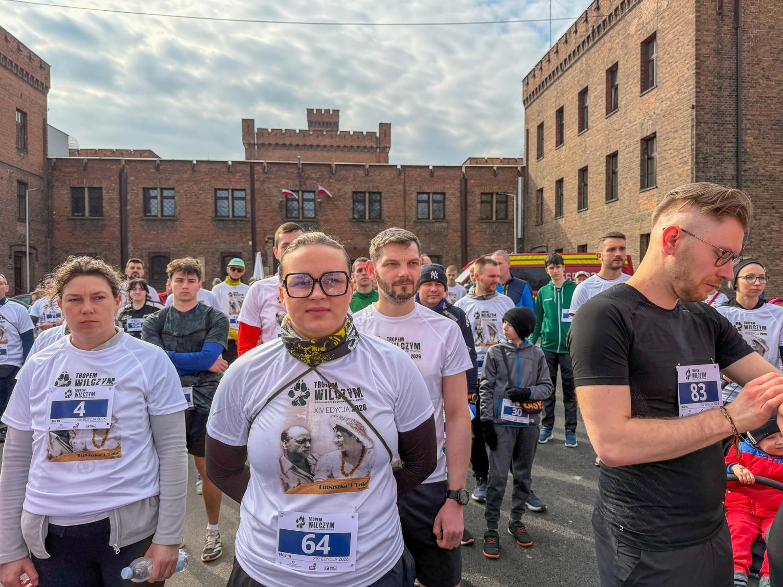 Zdjęcie w galerii na portalu naszraciborz.pl: Blisko 100 uczestników na starcie XIV Biegu Tropem Wilczym w Raciborzu wiadomości z regionu