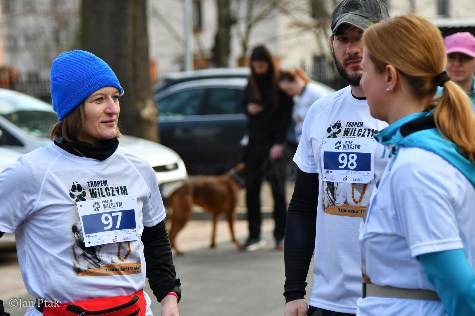 Zdjęcie w galerii na portalu naszraciborz.pl: Blisko 100 uczestników na starcie XIV Biegu Tropem Wilczym w Raciborzu wiadomości z regionu