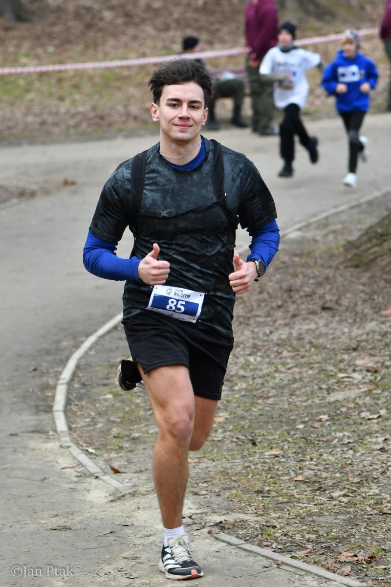 Zdjęcie w galerii na portalu naszraciborz.pl: Blisko 100 uczestników na starcie XIV Biegu Tropem Wilczym w Raciborzu wiadomości z regionu