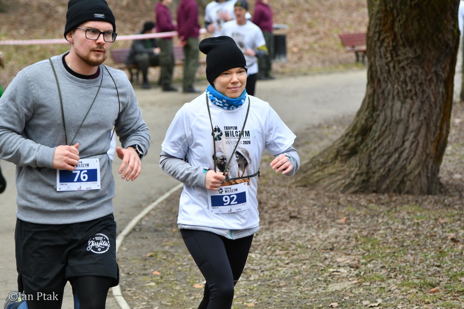Zdjęcie w galerii na portalu naszraciborz.pl: Blisko 100 uczestników na starcie XIV Biegu Tropem Wilczym w Raciborzu wiadomości z regionu