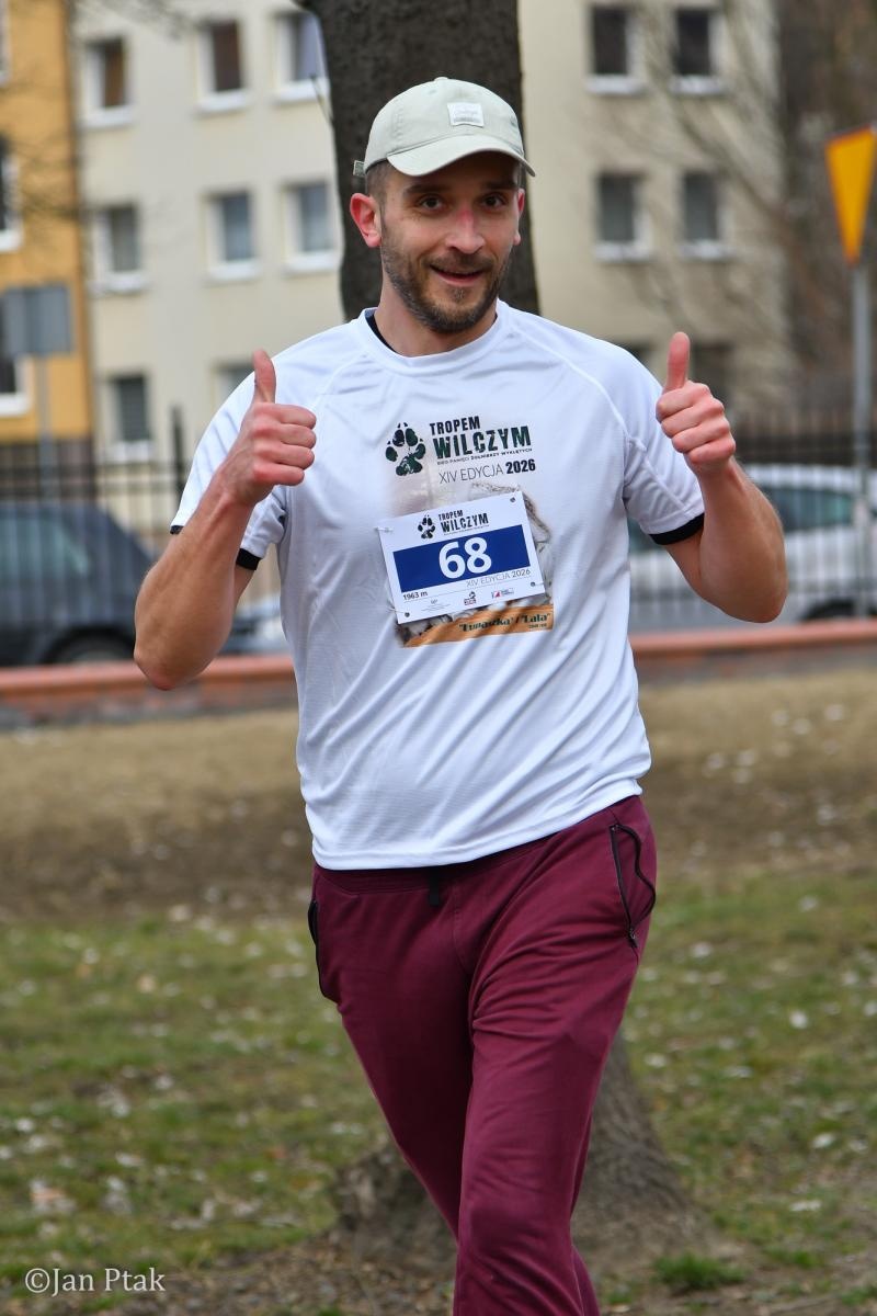 Zdjęcie w galerii na portalu naszraciborz.pl: Blisko 100 uczestników na starcie XIV Biegu Tropem Wilczym w Raciborzu wiadomości z regionu