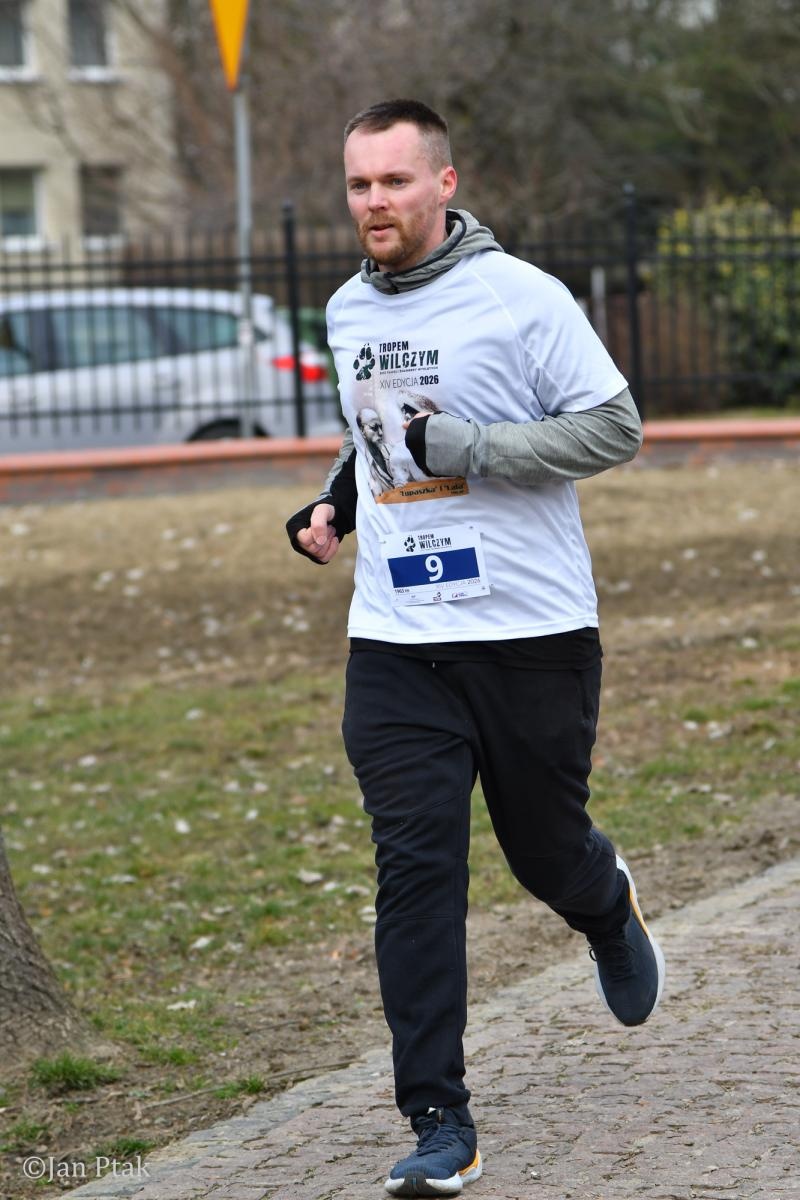 Zdjęcie w galerii na portalu naszraciborz.pl: Blisko 100 uczestników na starcie XIV Biegu Tropem Wilczym w Raciborzu wiadomości z regionu