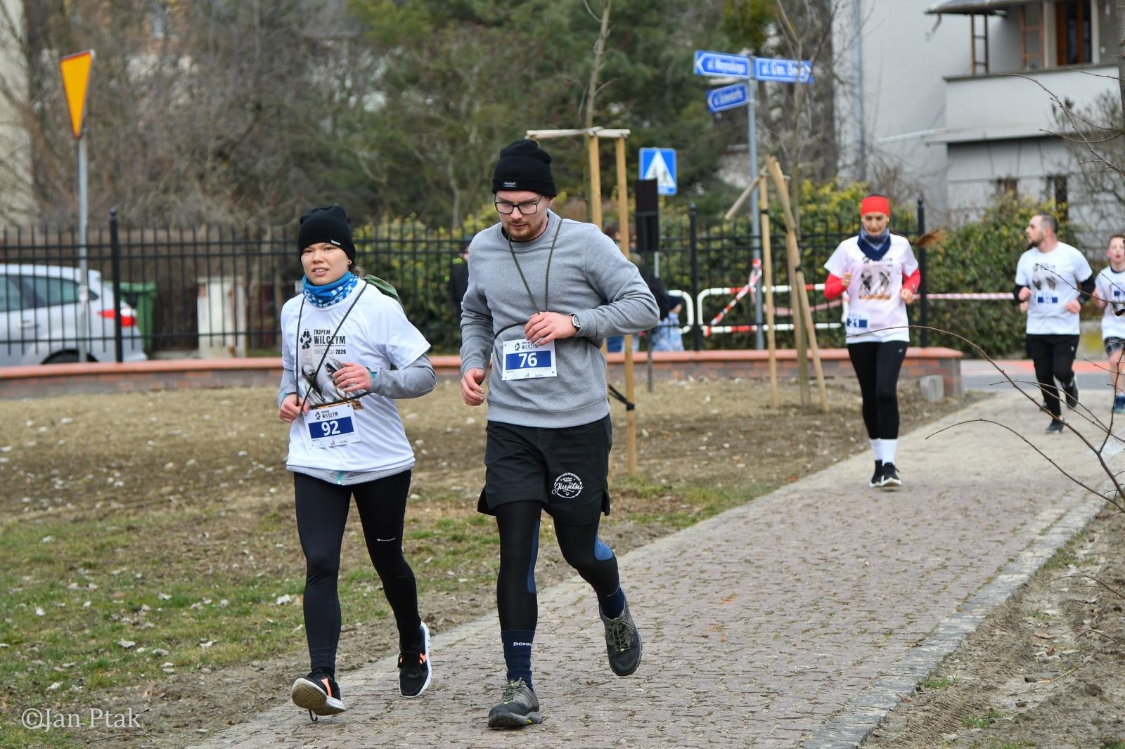 Zdjęcie w galerii na portalu naszraciborz.pl: Blisko 100 uczestników na starcie XIV Biegu Tropem Wilczym w Raciborzu wiadomości z regionu