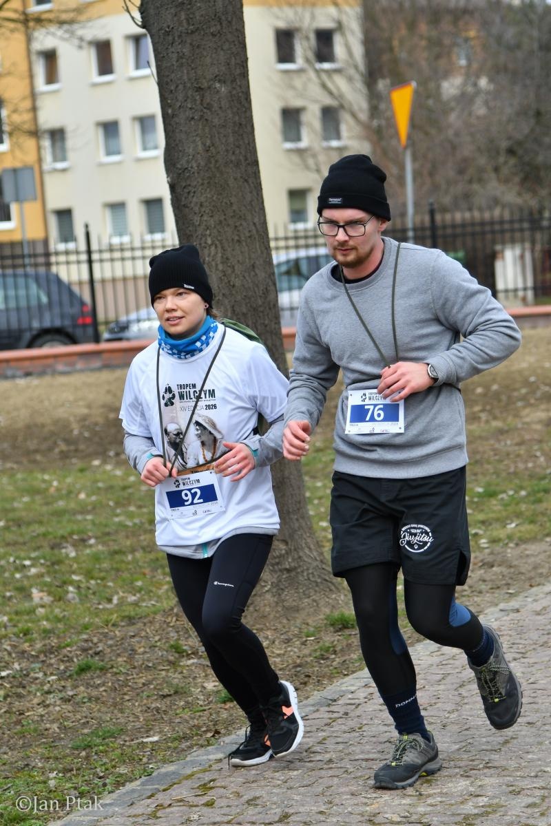 Zdjęcie w galerii na portalu naszraciborz.pl: Blisko 100 uczestników na starcie XIV Biegu Tropem Wilczym w Raciborzu wiadomości z regionu