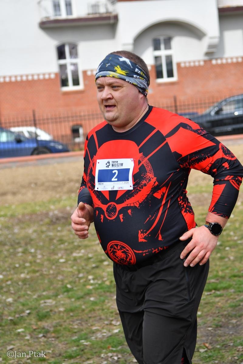 Zdjęcie w galerii na portalu naszraciborz.pl: Blisko 100 uczestników na starcie XIV Biegu Tropem Wilczym w Raciborzu wiadomości z regionu