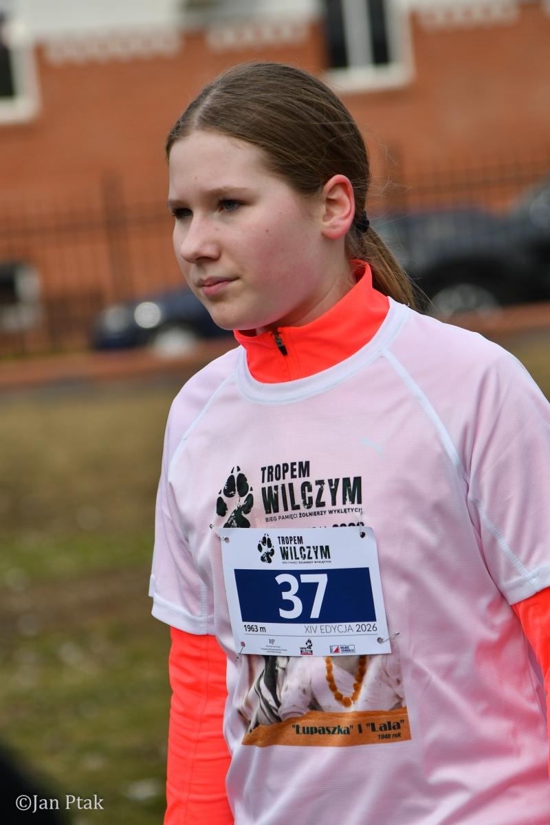 Zdjęcie w galerii na portalu naszraciborz.pl: Blisko 100 uczestników na starcie XIV Biegu Tropem Wilczym w Raciborzu wiadomości z regionu