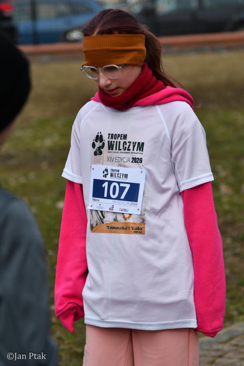 Zdjęcie w galerii na portalu naszraciborz.pl: Blisko 100 uczestników na starcie XIV Biegu Tropem Wilczym w Raciborzu wiadomości z regionu