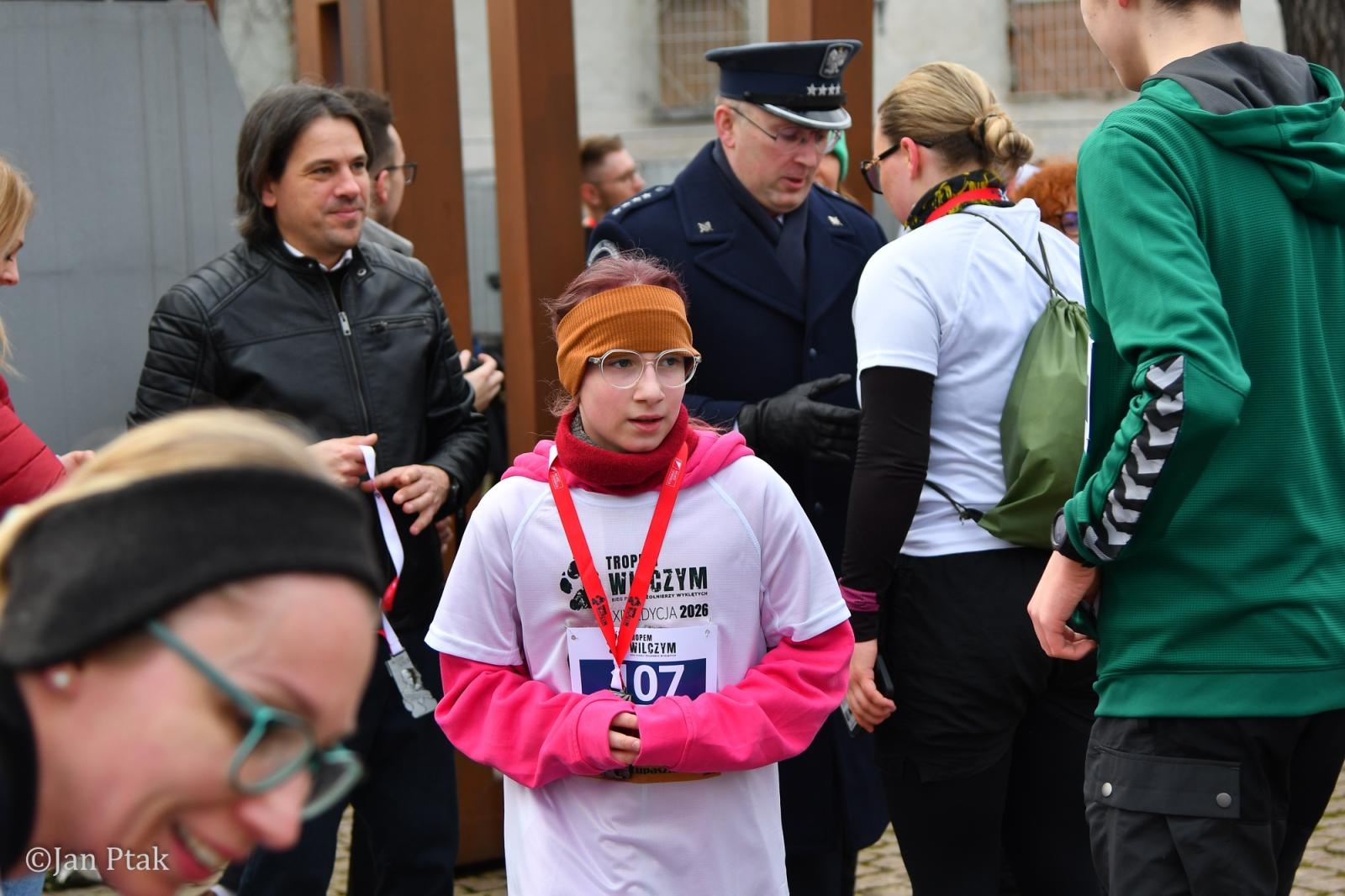 Zdjęcie w galerii na portalu naszraciborz.pl: Blisko 100 uczestników na starcie XIV Biegu Tropem Wilczym w Raciborzu wiadomości z regionu