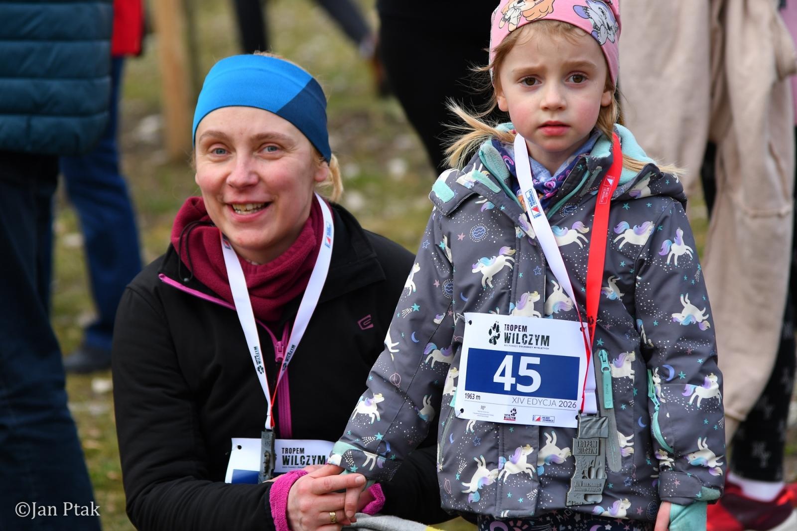 Zdjęcie w galerii na portalu naszraciborz.pl: Blisko 100 uczestników na starcie XIV Biegu Tropem Wilczym w Raciborzu wiadomości z regionu
