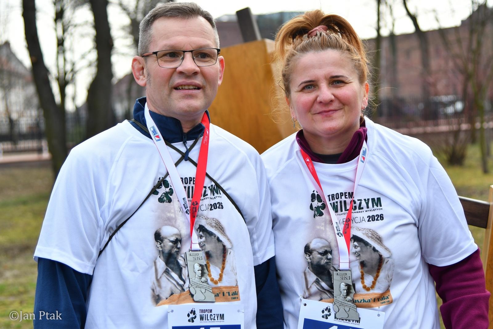 Zdjęcie w galerii na portalu naszraciborz.pl: Blisko 100 uczestników na starcie XIV Biegu Tropem Wilczym w Raciborzu wiadomości z regionu