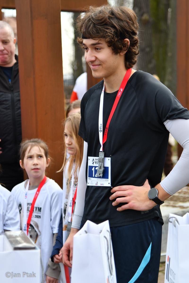 Zdjęcie w galerii na portalu naszraciborz.pl: Blisko 100 uczestników na starcie XIV Biegu Tropem Wilczym w Raciborzu wiadomości z regionu