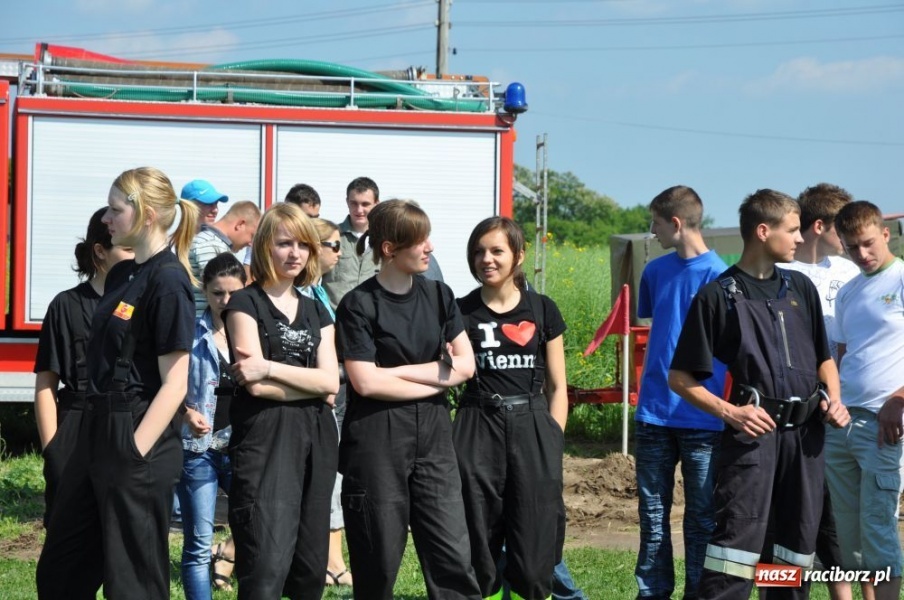 Zdjęcie w galerii na portalu naszraciborz.pl: Panie z OSP Pietraszyn lepsze od panów! wiadomości z regionu