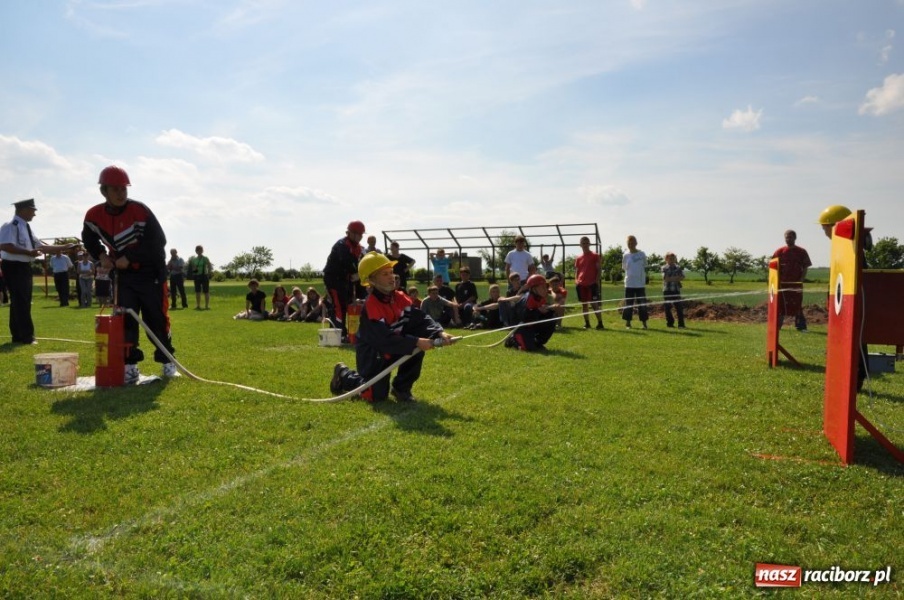 Zdjęcie w galerii na portalu naszraciborz.pl: Panie z OSP Pietraszyn lepsze od panów! wiadomości z regionu