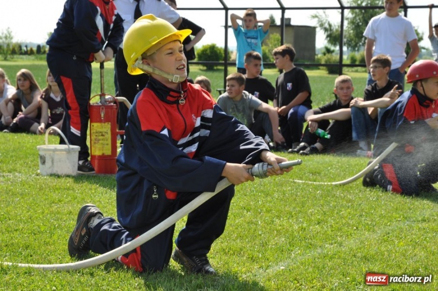 Zdjęcie w galerii na portalu naszraciborz.pl: Panie z OSP Pietraszyn lepsze od panów! wiadomości z regionu