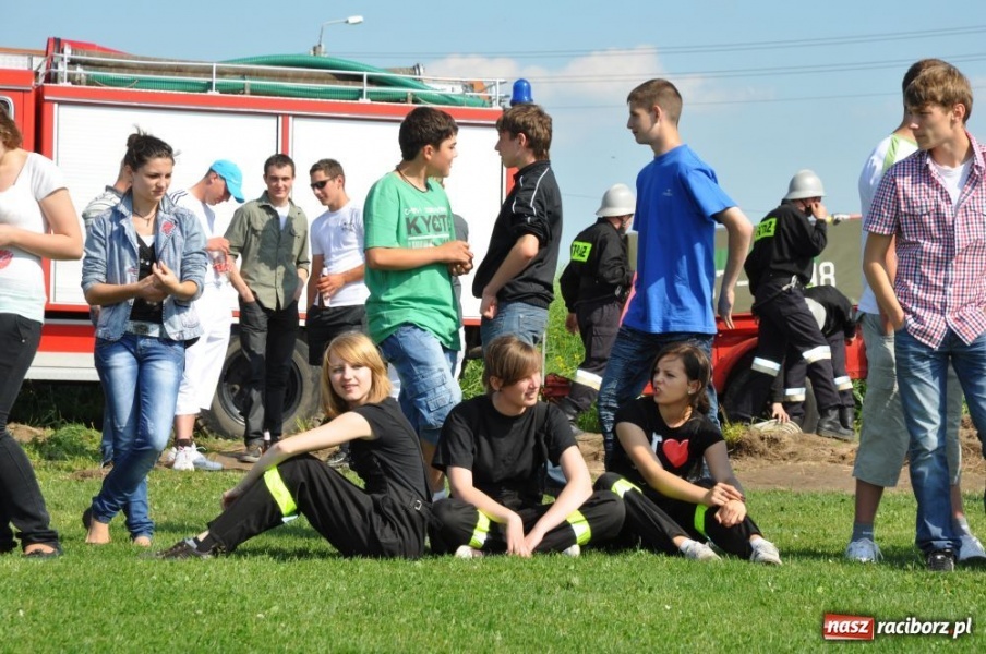 Zdjęcie w galerii na portalu naszraciborz.pl: Panie z OSP Pietraszyn lepsze od panów! wiadomości z regionu