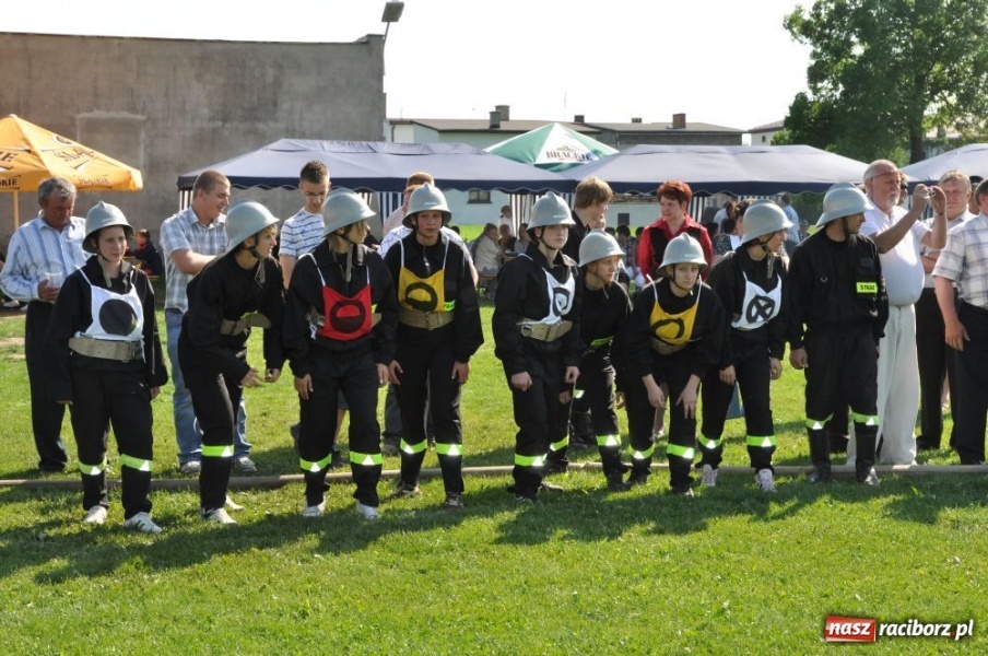 Zdjęcie w galerii na portalu naszraciborz.pl: Panie z OSP Pietraszyn lepsze od panów! wiadomości z regionu