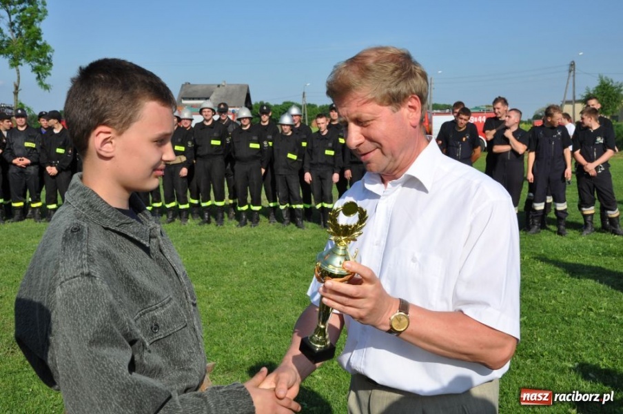 Zdjęcie w galerii na portalu naszraciborz.pl: Panie z OSP Pietraszyn lepsze od panów! wiadomości z regionu