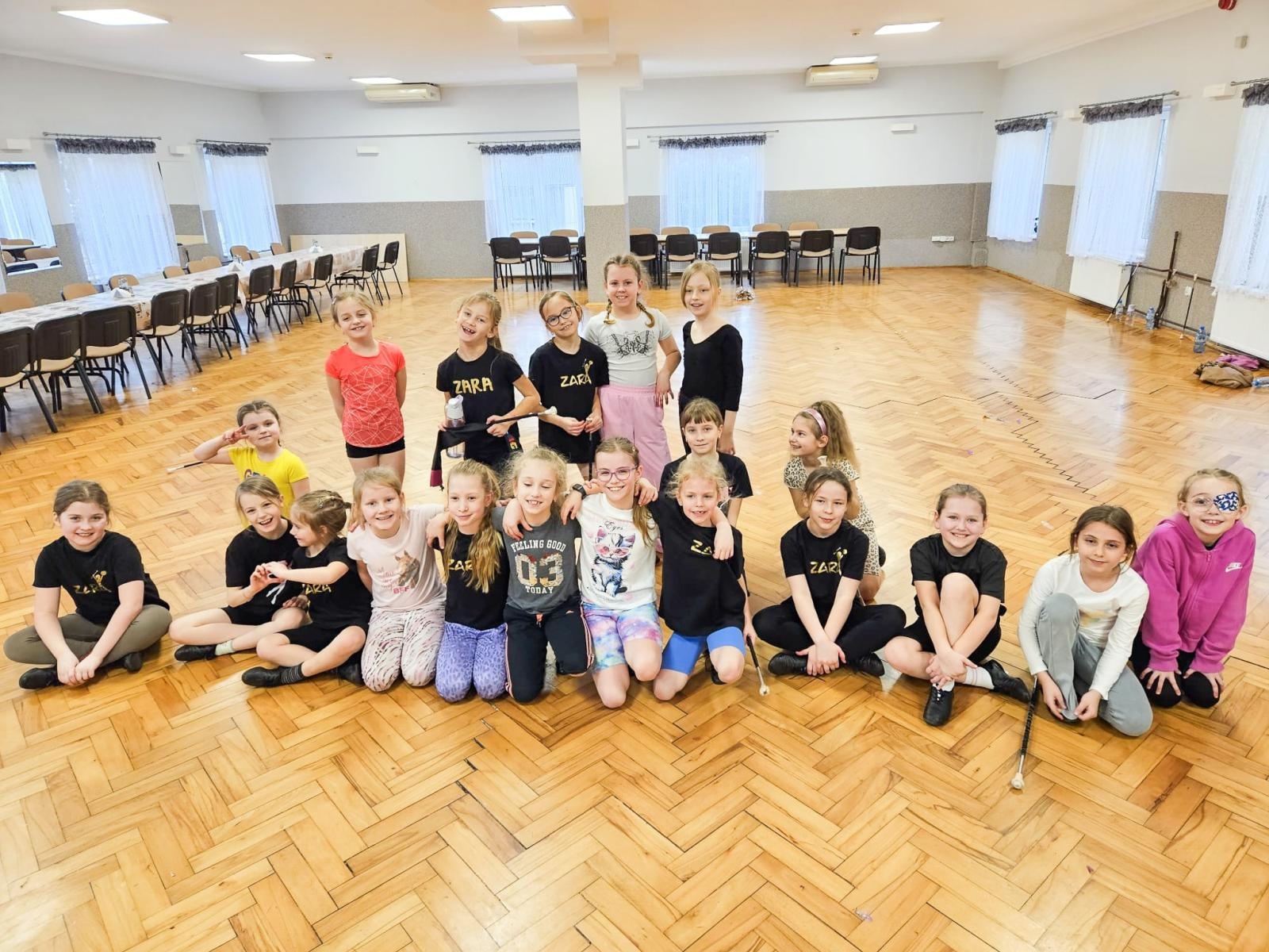 Zdjęcie w galerii na portalu naszraciborz.pl: Pracowity obóz mażoretek przed otwarciem sportowego sezonu wiadomości z regionu