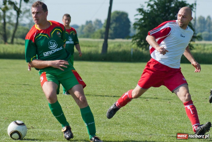 Zdjęcie w galerii na portalu naszraciborz.pl: Mecz na szczycie dla Dzimierza wiadomości z regionu