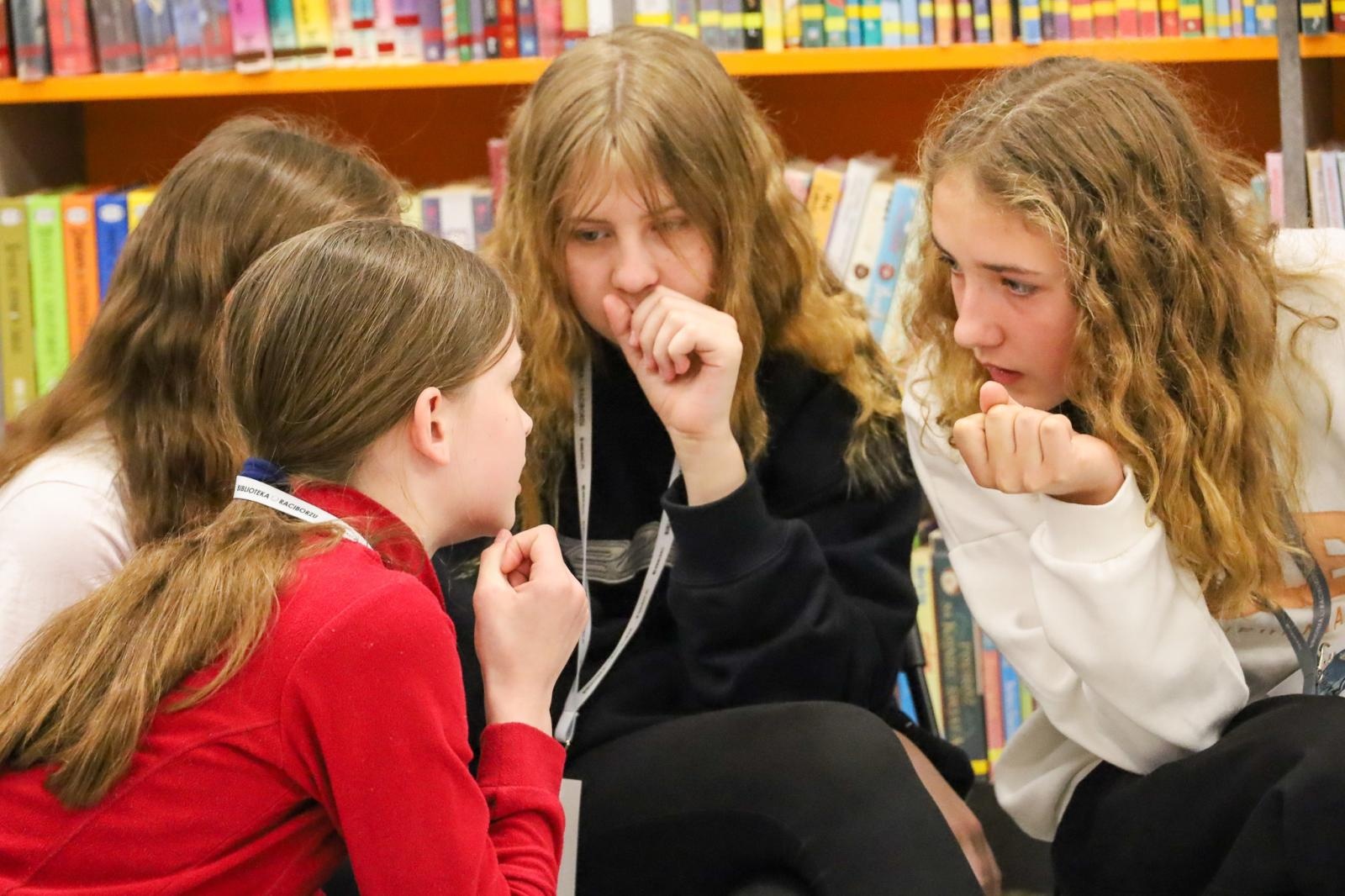 Zdjęcie w galerii na portalu naszraciborz.pl: Weź udział w powiatowym turnieju dla szkół podstawowych - Opowieści z Narnii wiadomości z regionu