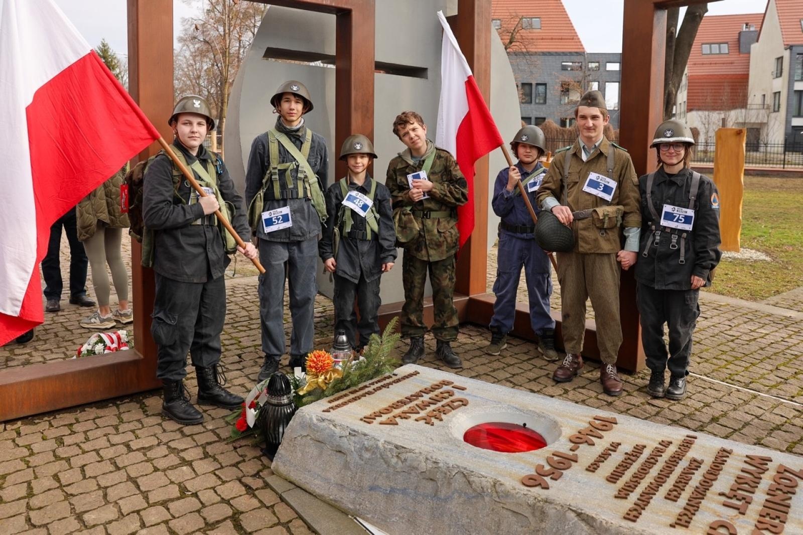 Zdjęcie w galerii na portalu naszraciborz.pl: Za nami XIV Bieg Tropem Wilczym. 120 uczestników oddało pamięć Niezłomnym wiadomości z regionu