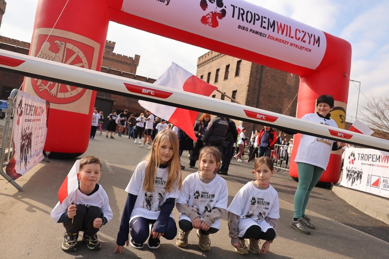 Zdjęcie w galerii na portalu naszraciborz.pl: Za nami XIV Bieg Tropem Wilczym. 120 uczestników oddało pamięć Niezłomnym wiadomości z regionu