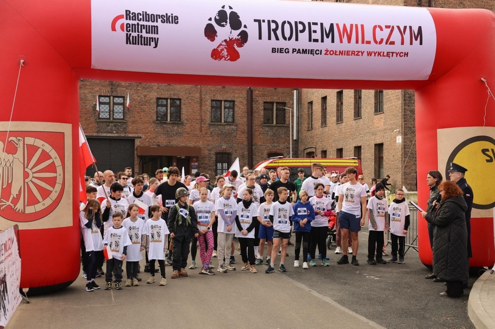 Zdjęcie w galerii na portalu naszraciborz.pl: Za nami XIV Bieg Tropem Wilczym. 120 uczestników oddało pamięć Niezłomnym wiadomości z regionu