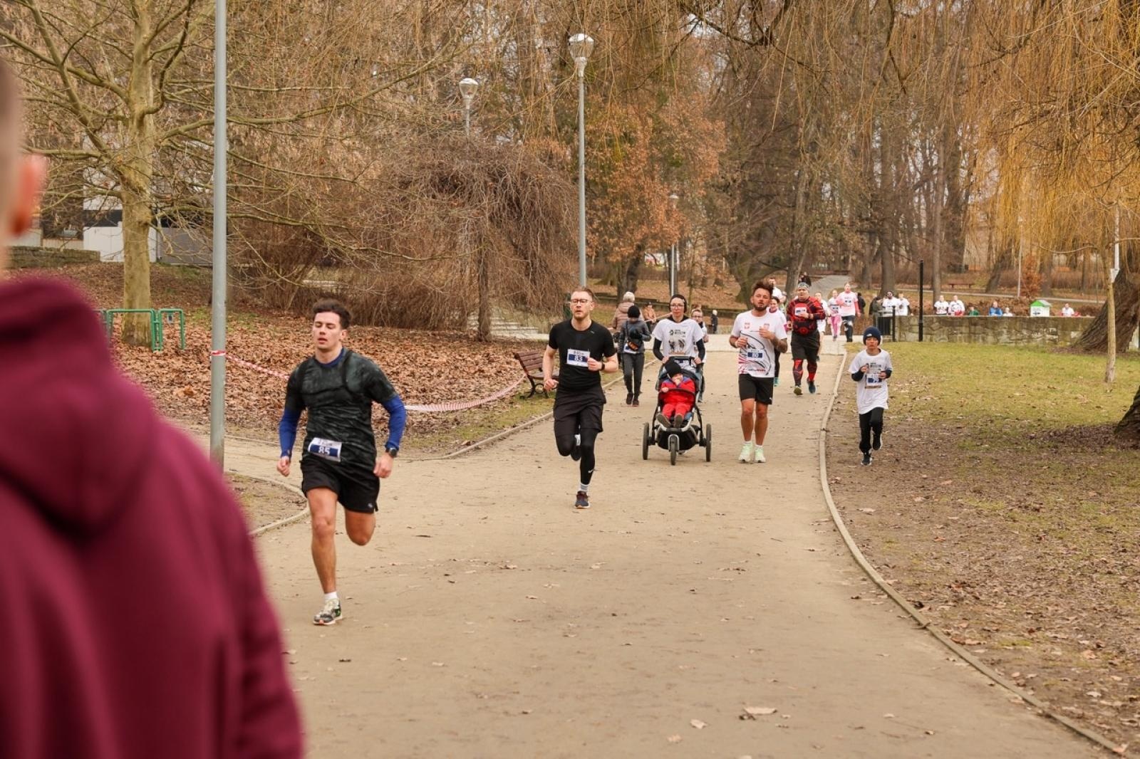 Zdjęcie w galerii na portalu naszraciborz.pl: Za nami XIV Bieg Tropem Wilczym. 120 uczestników oddało pamięć Niezłomnym wiadomości z regionu