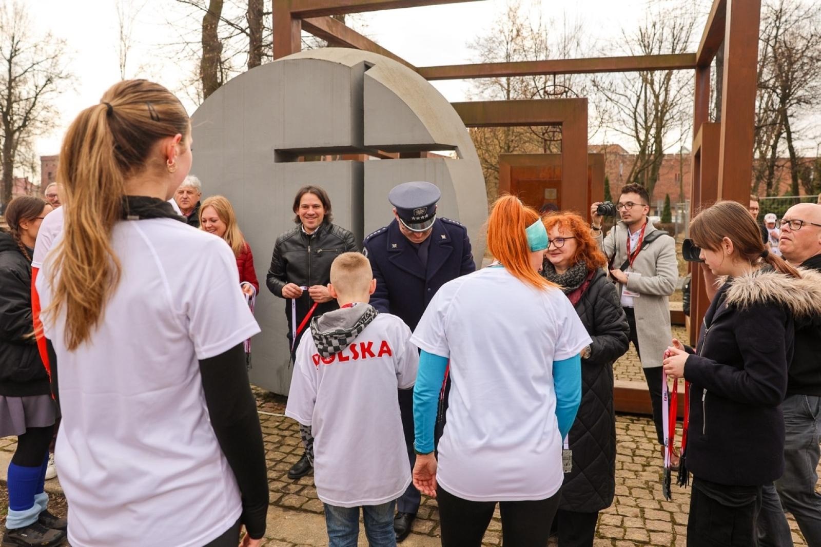 Zdjęcie w galerii na portalu naszraciborz.pl: Za nami XIV Bieg Tropem Wilczym. 120 uczestników oddało pamięć Niezłomnym wiadomości z regionu