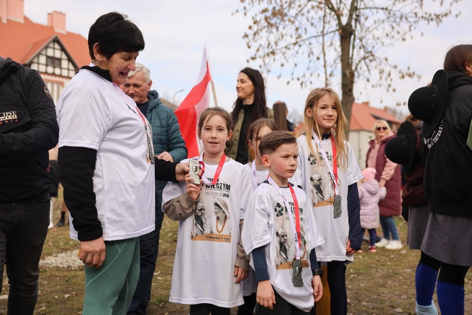 Zdjęcie w galerii na portalu naszraciborz.pl: Za nami XIV Bieg Tropem Wilczym. 120 uczestników oddało pamięć Niezłomnym wiadomości z regionu