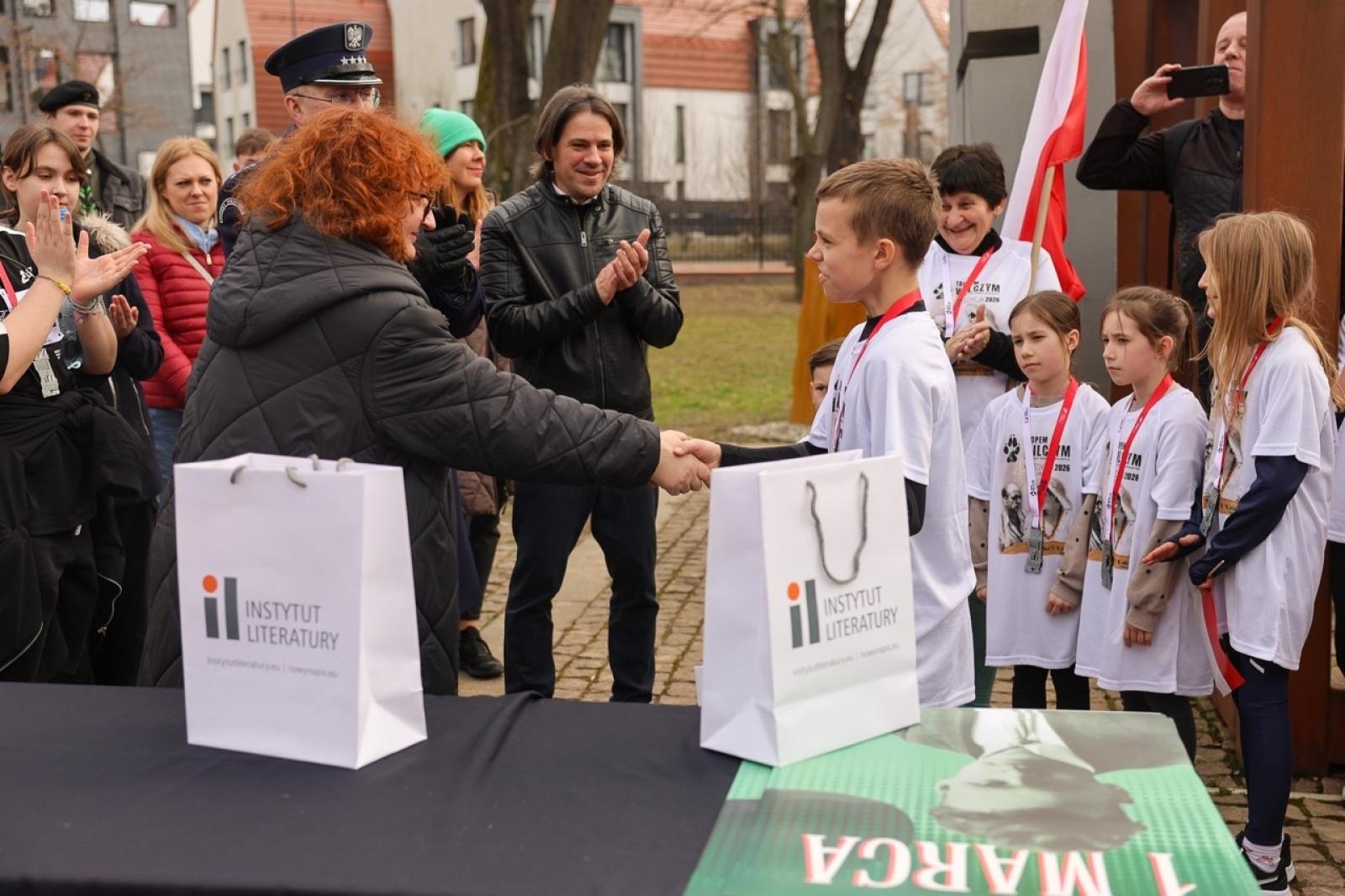 Zdjęcie w galerii na portalu naszraciborz.pl: Za nami XIV Bieg Tropem Wilczym. 120 uczestników oddało pamięć Niezłomnym wiadomości z regionu